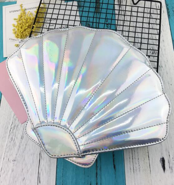 Clam Off! Crossbody Purse