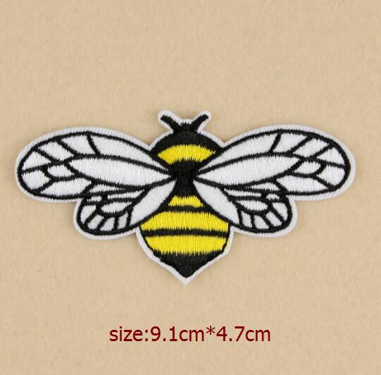 Hot air balloon bees Small Patch Computer Embroidery Hand Sewing Ironing Sticker On Cloth Garment Hat Bag Accessories NO.917