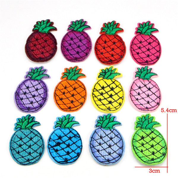 Lucia Craft Random mixed Assorted Iron-on or Sew-on Embroidered Patch Motif Applique Clothing accessories 082007182
