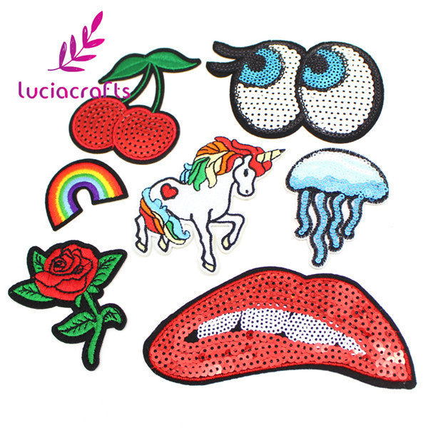 Lucia Craft Random mixed Assorted Iron-on or Sew-on Embroidered Patch Motif Applique Clothing accessories 082007182